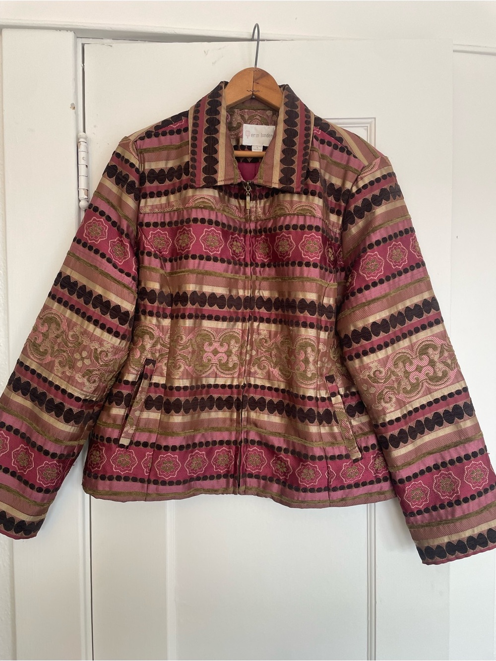 Brocade Mauve Floral Lightweight Jacket | L